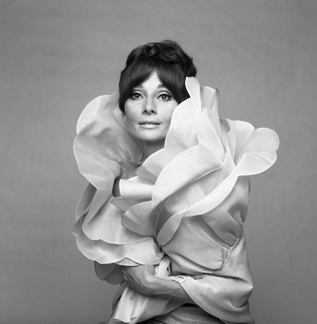 4-gian-paolo-barbieri-audrey-hepburn-1969-courtesy-by-29-arts-in-progress-gallery_